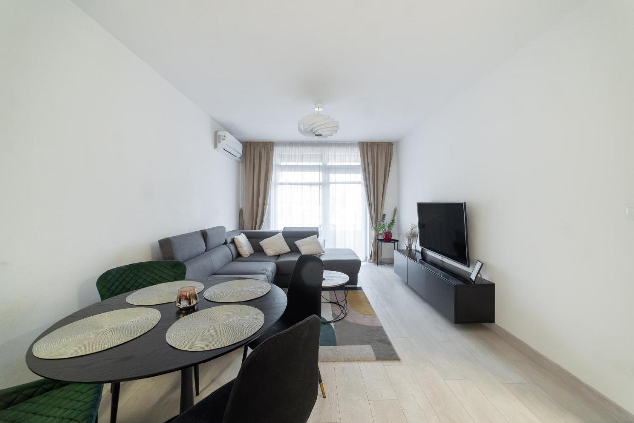 Ar Rezidencia Mlynska Basta Apartment โกชิเซ ภายนอก รูปภาพ